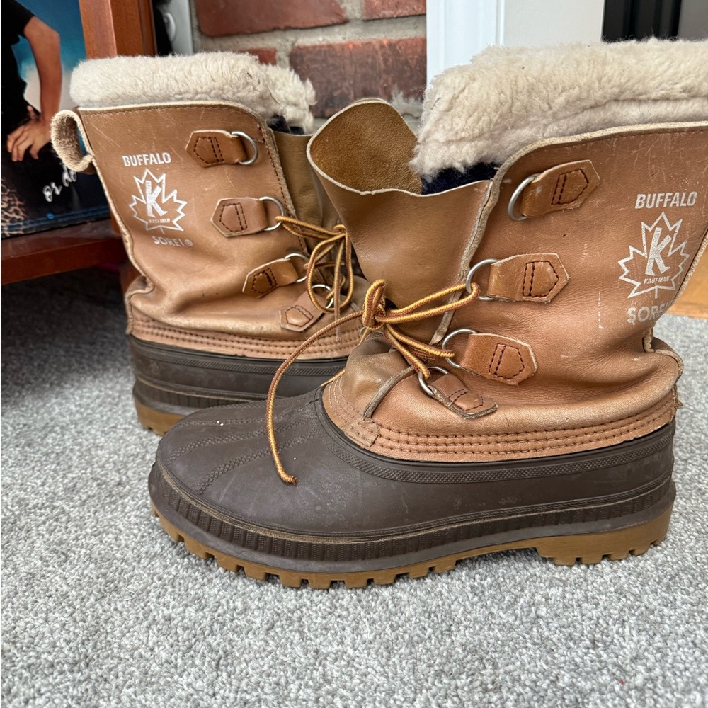 Buffalo David Bitton Two-Tone Brown Winter‎ Lace-Up Boots